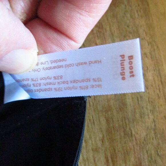 NWT- CACIQUE Black Front Close Boost Plunge Underwire Bra Size 36DD - Picture 9 of 9